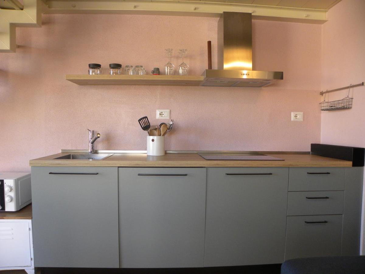 Apartamento Petra Magica San Pantaleo Exterior foto
